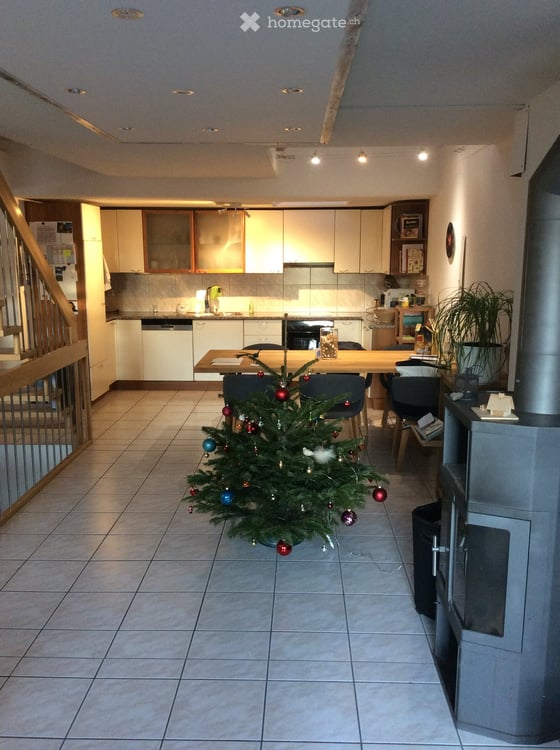 Charmantes 4.5-Zimmer-Doppeleinfamilienhaus an ruhiger Lage in Zufikon 3