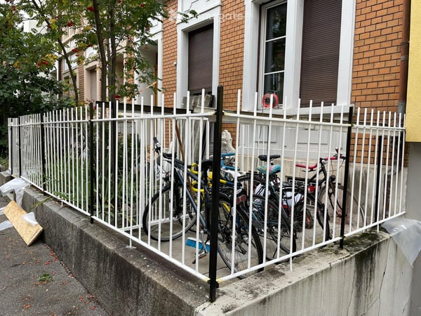 zentral & charmant Altbauwohnung mit moderner Küche und Badezimmer, Balkon und vieles mehr! 2