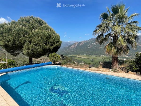 Villa auf Korsika mit Pool in traumhafter Lage am Meer 4