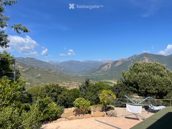 Villa auf Korsika mit Pool in traumhafter Lage am Meer 3