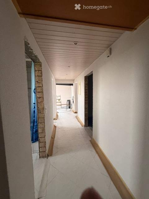 Charmante 4-Zimmer-Wohnung mit Balkon und Parkplatz in Bern 6