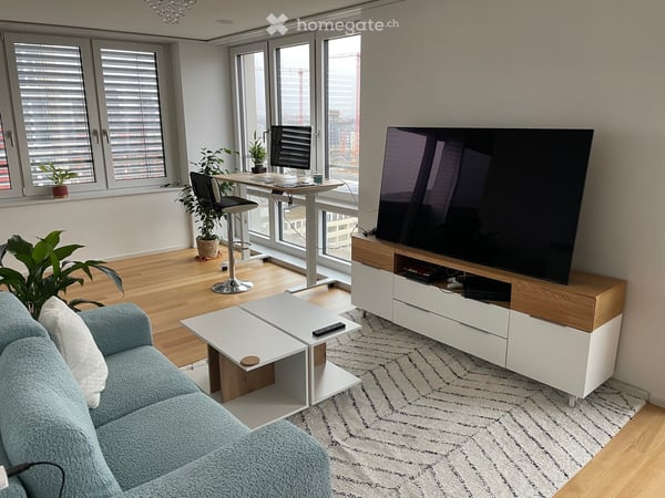 2.5 Zimmer exklusive möbilierte Wohnung im LetziTurm 1