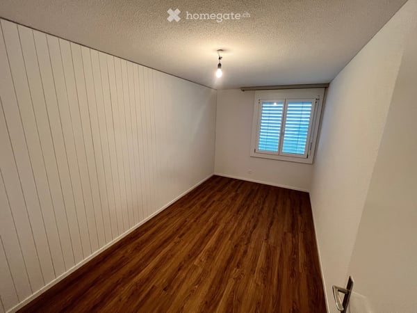 Helle 4.5-Zimmer-Wohnung mit Balkon und Gartenzugang in Menzberg 8