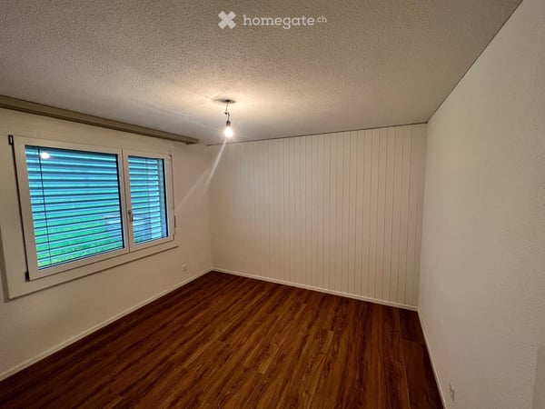 Helle 4.5-Zimmer-Wohnung mit Balkon und Gartenzugang in Menzberg 7