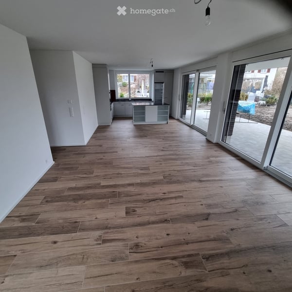 Helle 4.5-Zimmer-Neubauwohnung (113 m²) im Erdgeschoss in Cham mit gedecktem Sitzplatz & Garten 7