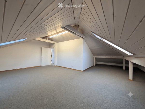 Befristete Bürofläche / Atelier / Yogaraum oder …….. zu vermieten: 4