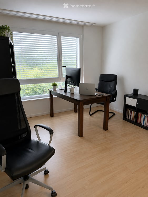 Helle 4.5-Zimmer-Wohnung mit Balkon und schöner Aussicht in Bülach 12