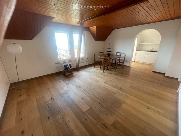 Charmante 3.5-Zimmer-Dachwohnung in historischem Gebäude in Herisau 5
