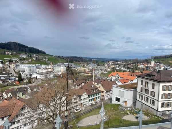 Charmante 3.5-Zimmer-Dachwohnung in historischem Gebäude in Herisau 22