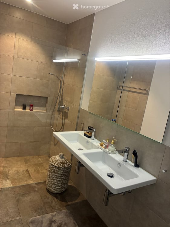 Modernes 4.5-Zimmer-Doppeleinfamilienhaus in Thal SG – Neubau 2023 11