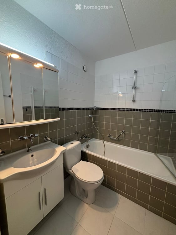 Helle und zentrale Wohnung in Mels 4