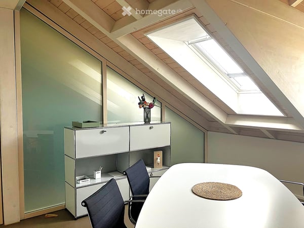 Arbeitsplatz im Open Office am Stadelhofen – 24/7 Zugang, Seeblick, Zürich 7