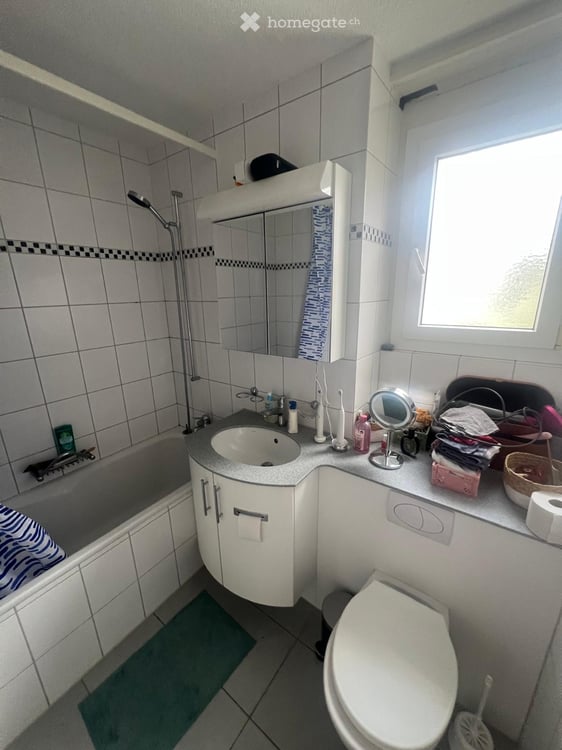 Charmante 3.5-Zimmer-Wohnung mit Balkon und Aussicht in Luzern 3