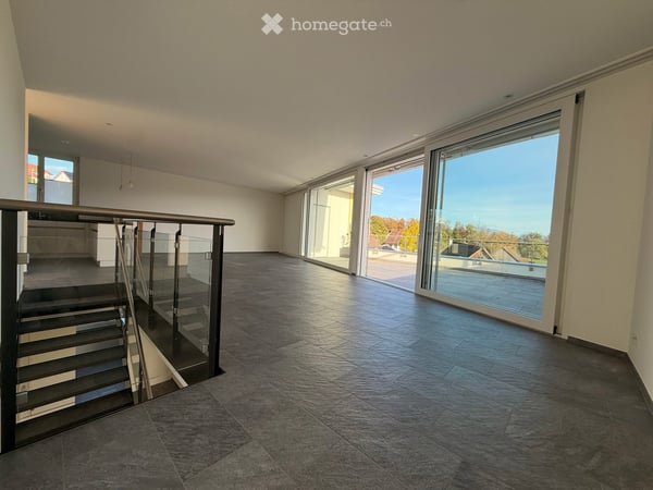 Exklusives Wohnen mit einzigartiger Weitsicht – moderne Maisonettewohnung in Hombrechtikon 4
