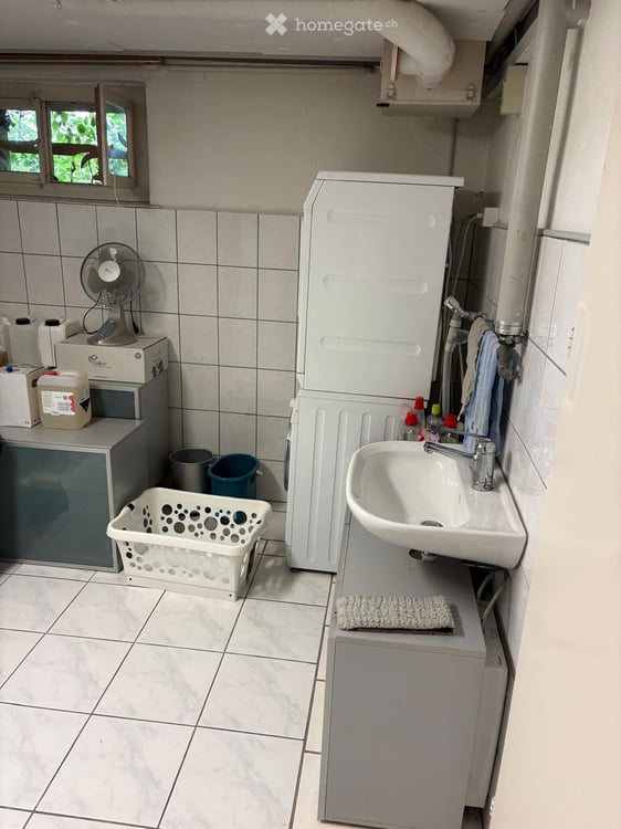 Praxis / Büro beim Bahnhof Dübendorf 9