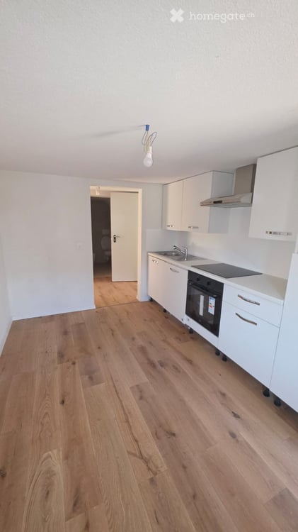 Gemütliche 2.5-Zimmer-Wohnung mit Balkon in Zizers 8