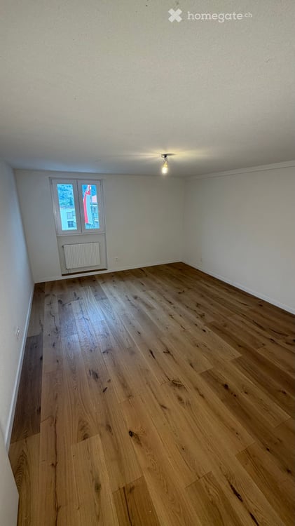Gemütliche 2.5-Zimmer-Wohnung mit Balkon in Zizers 2