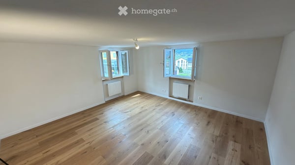 Gemütliche 2.5-Zimmer-Wohnung mit Balkon in Zizers 1