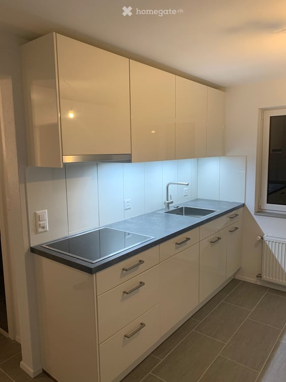 Helle 4.5-Zimmer-Wohnung mit Balkon und schöner Aussicht in Amden 7