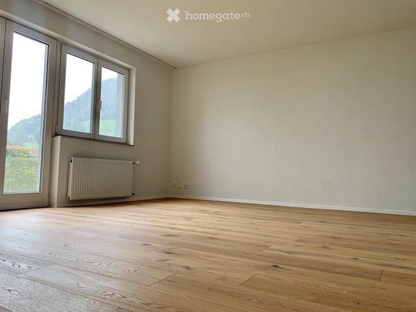 Helle 4.5-Zimmer-Wohnung mit Balkon und schöner Aussicht in Amden 4
