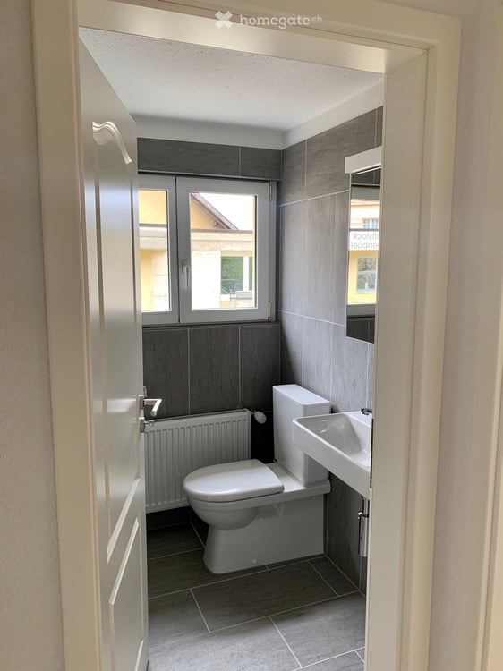 Helle 4.5-Zimmer-Wohnung mit Balkon und schöner Aussicht in Amden 8