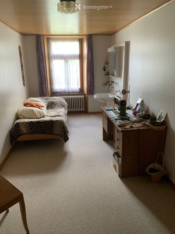 Historisches 5.5-Zimmer-Reiheneinfamilienhaus in Mitlödi 13
