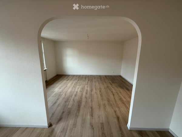 Charmante 4-Zimmer-Altbauwohnung mit 2 Balkonen in Basel – ab September 2026 14