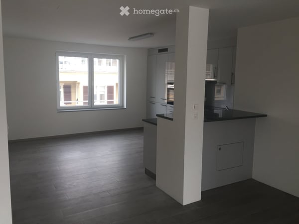 Helle 2.5-Zimmer-Wohnung mit Balkon in Birsfelden – ab September 2026 3