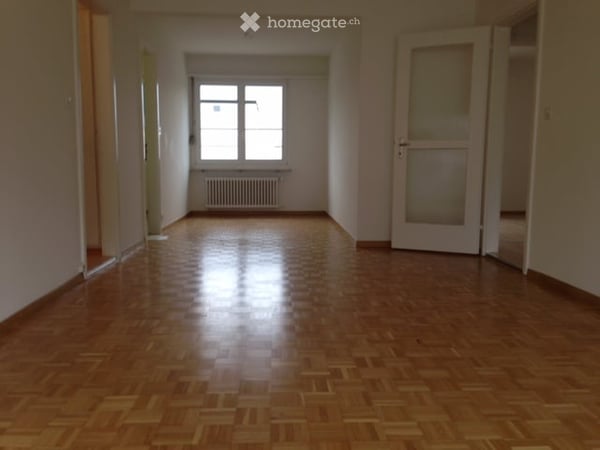 3.5-Zimmer-Wohnung mit Balkon in Zürich-Wollishofen 2