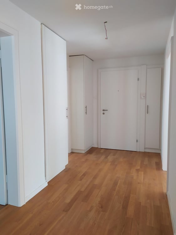 Helle und sonnige 3.5-Zimmerwohnung mit grossem Balkon in Kriens 4