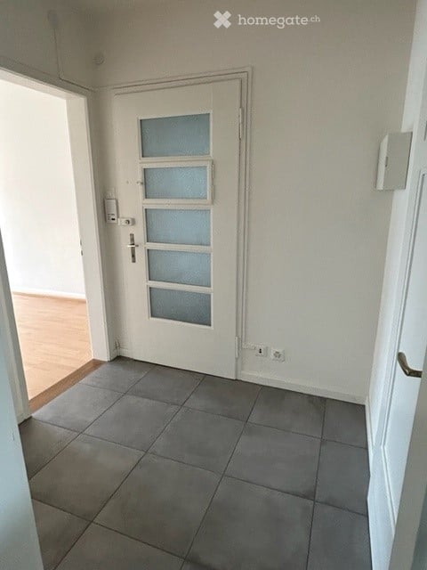 Helle 2-Zimmer-Wohnung mit Balkon und Grünblick in Basel 6
