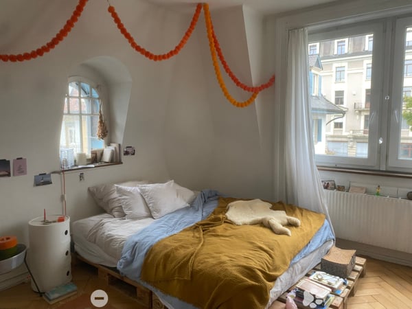 Charmante 3-Zimmer-Altbauwohnung mit Balkon im Herzen von Biel/Bienne 4