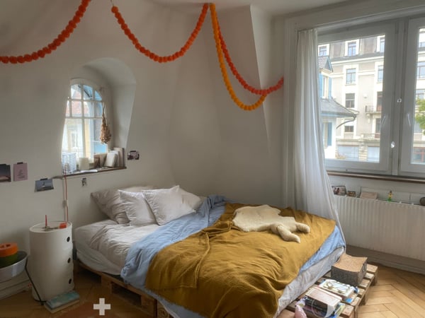 Charmante 3-Zimmer-Altbauwohnung mit Balkon im Herzen von Biel/Bienne 4