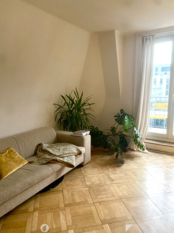 Charmante 3-Zimmer-Altbauwohnung mit Balkon im Herzen von Biel/Bienne 2