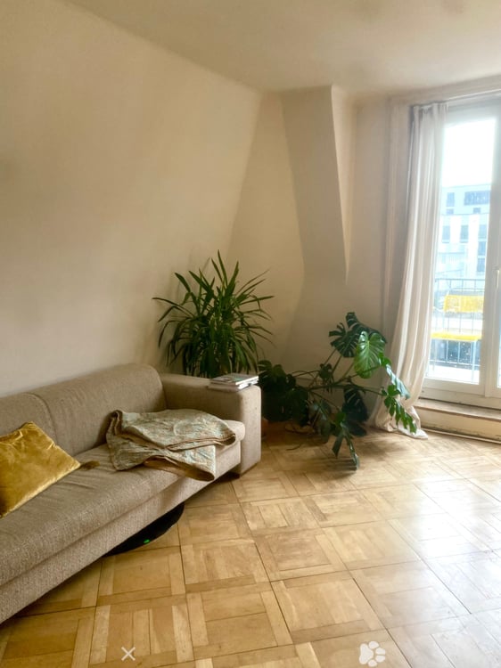 Charmante 3-Zimmer-Altbauwohnung mit Balkon im Herzen von Biel/Bienne 2
