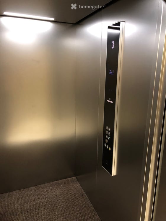 Moderne 4.5-Zimmer-Attikawohnung mit 60m2 grosser Terrasse 8