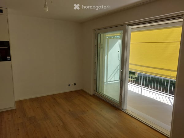 Erstvermietung; 1.5 Zimmer-Wohnungen (EG, 1. OG + 2. OG) an ruhiger, sonniger Lage, nähe Zentrum 3
