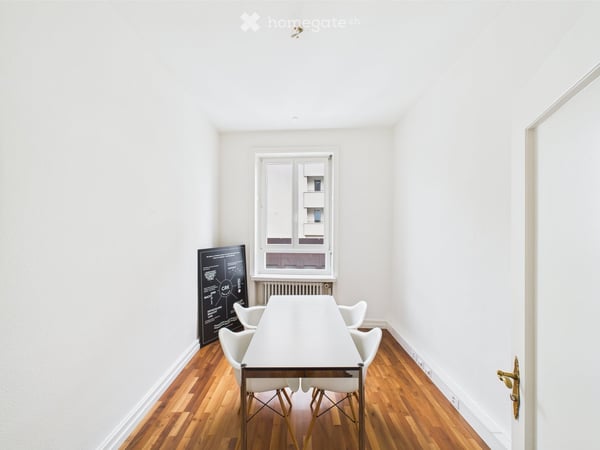 Bezugsbereites Büro (138 m²) mit Übernahmeoption für Mobiliar, zentral in Basel 5