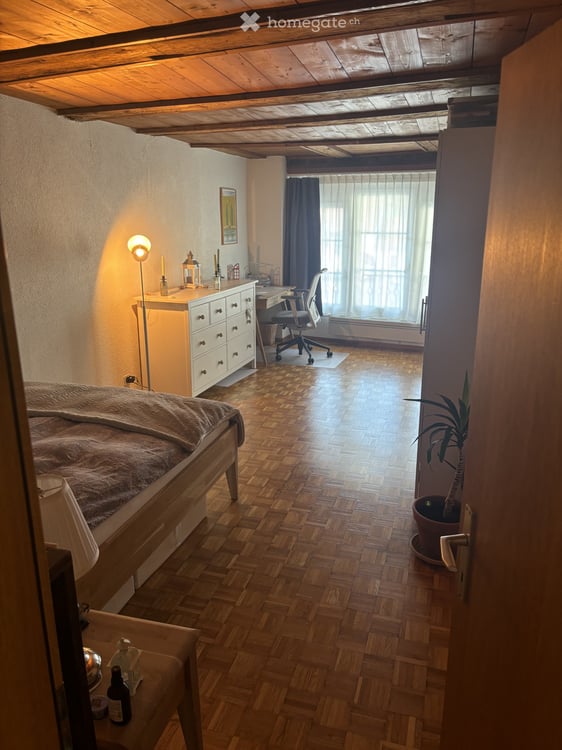 Appartement charmant et calme en basse-ville avec balcon privé et jardin commun 4