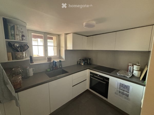 Appartement charmant et calme en basse-ville avec balcon privé et jardin commun 5