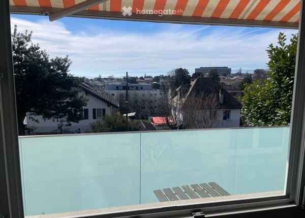 Spacious 10.5-Room Semi-Detached House with Stunning Views in Lausanne 5