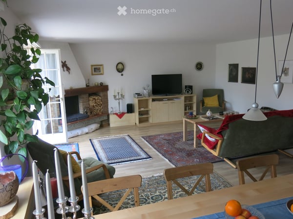 Charmantes 6.5-Zimmer-Doppelhaus in Zell ZH 5