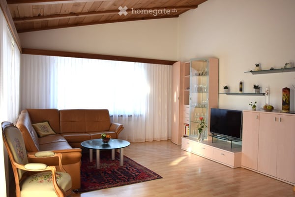 Freistehendes 5.5-Zimmer-Einfamilienhaus mit Wintergarten, Cheminée und traumhaftem Garten 6