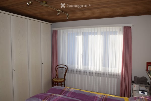 Freistehendes 5.5-Zimmer-Einfamilienhaus mit Wintergarten, Cheminée und traumhaftem Garten 16