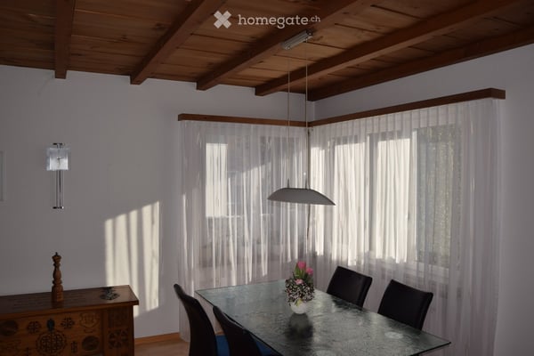 Freistehendes 5.5-Zimmer-Einfamilienhaus mit Wintergarten, Cheminée und traumhaftem Garten 11