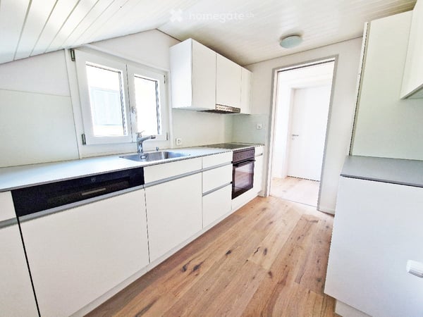 Gediegene Altbauwohnung mit 37m² Dachterrasse | Renoviert 2024 | Zentrale Lage 7