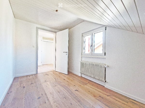 Gediegene Altbauwohnung mit 37m² Dachterrasse | Renoviert 2024 | Zentrale Lage 16