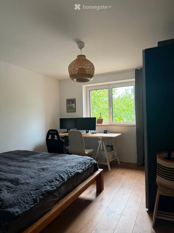 🏠 Bright 3.5-room apartment at Berninaplatz, Zürich Oerlikon 6