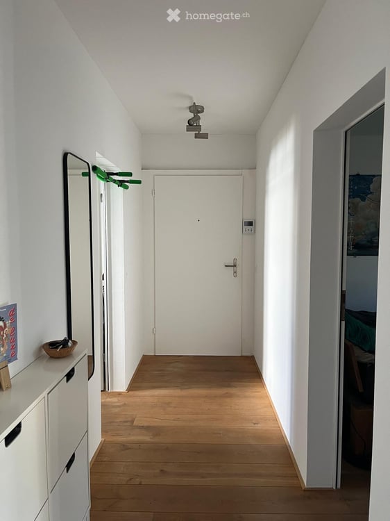 🏠 Bright 3.5-room apartment at Berninaplatz, Zürich Oerlikon 5