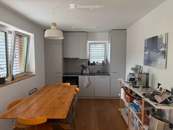 🏠 Bright 3.5-room apartment at Berninaplatz, Zürich Oerlikon 3